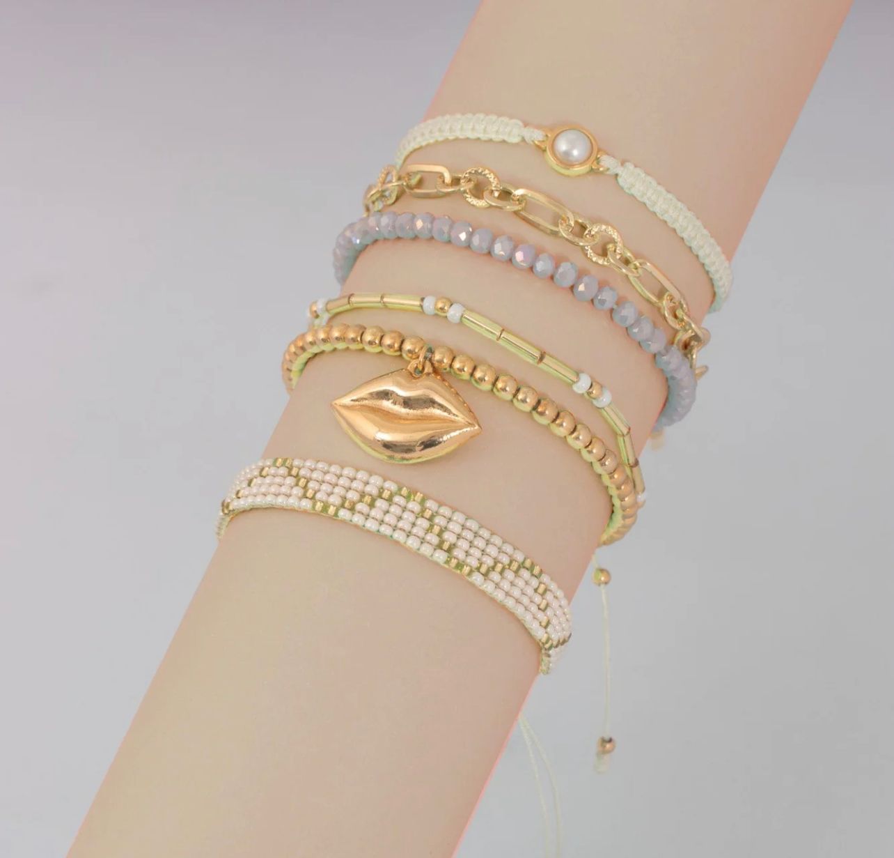 Set Pulsera Tejida + Aretes